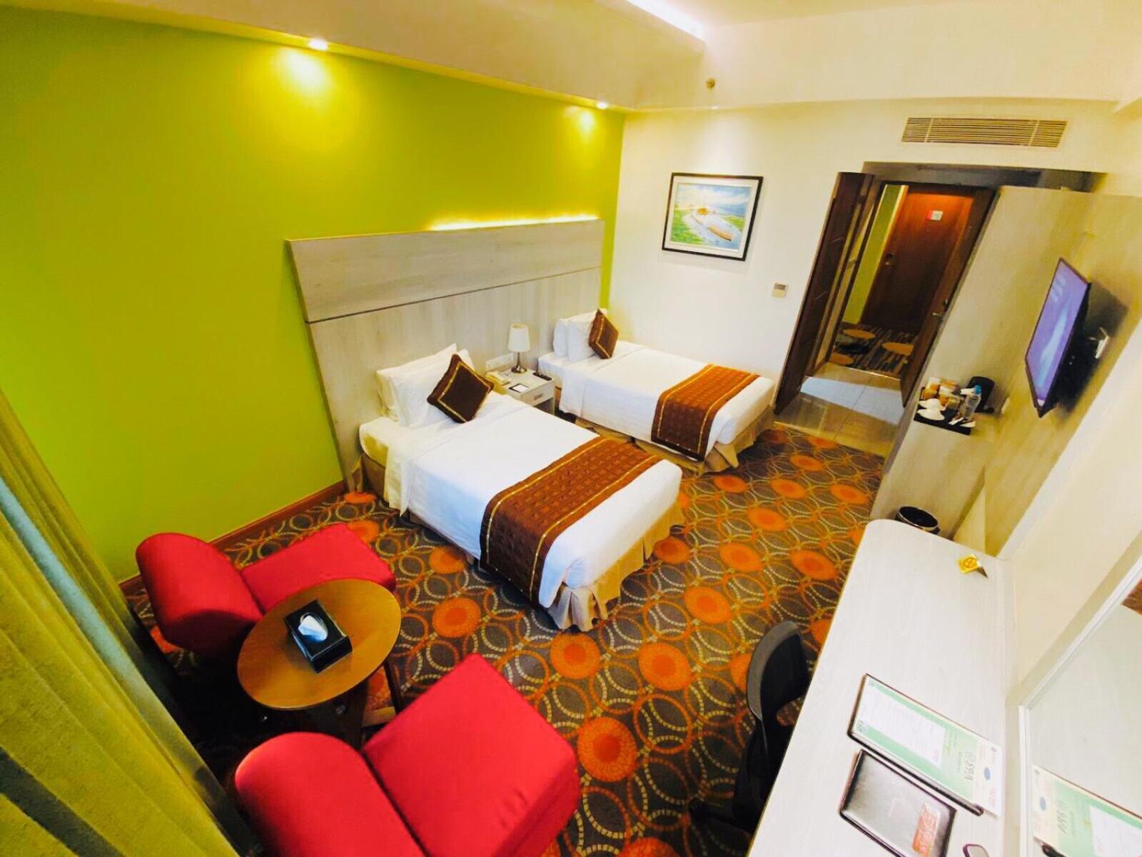 Ritz Grand Hotel Mandalay Esterno foto